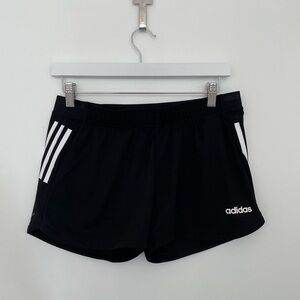 NWT Women’s Adidas Design 2 Move 3 Stripe Shorts Size S Black White Running